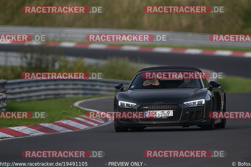 Bild #19491105 - Touristenfahrten Nürburgring Nordschleife (03.10.2022)