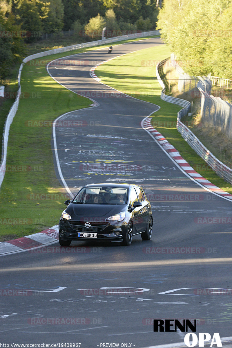 Bild #19439967 - Touristenfahrten Nürburgring Nordschleife (04.10.2022)