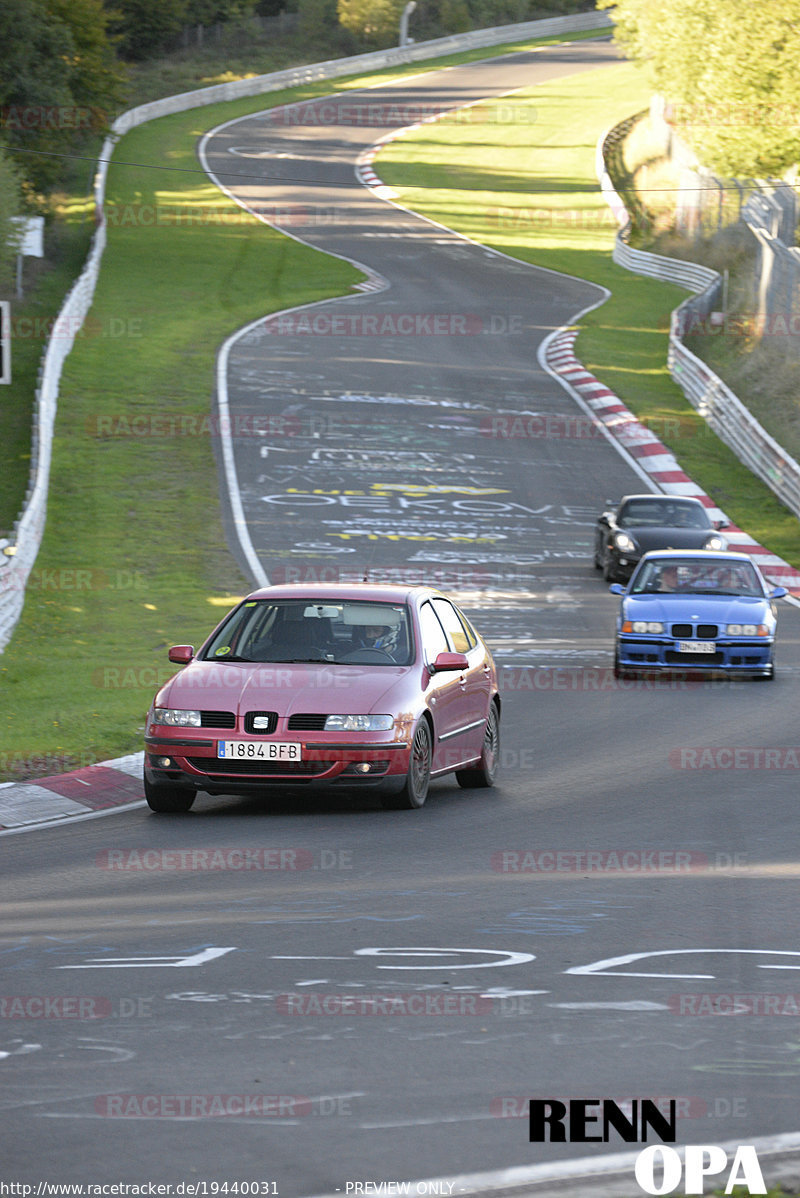 Bild #19440031 - Touristenfahrten Nürburgring Nordschleife (04.10.2022)