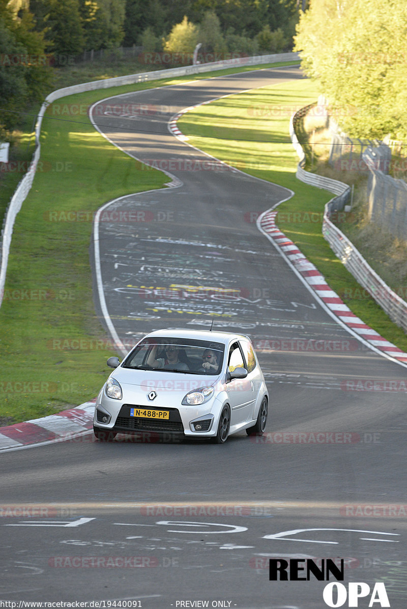 Bild #19440091 - Touristenfahrten Nürburgring Nordschleife (04.10.2022)