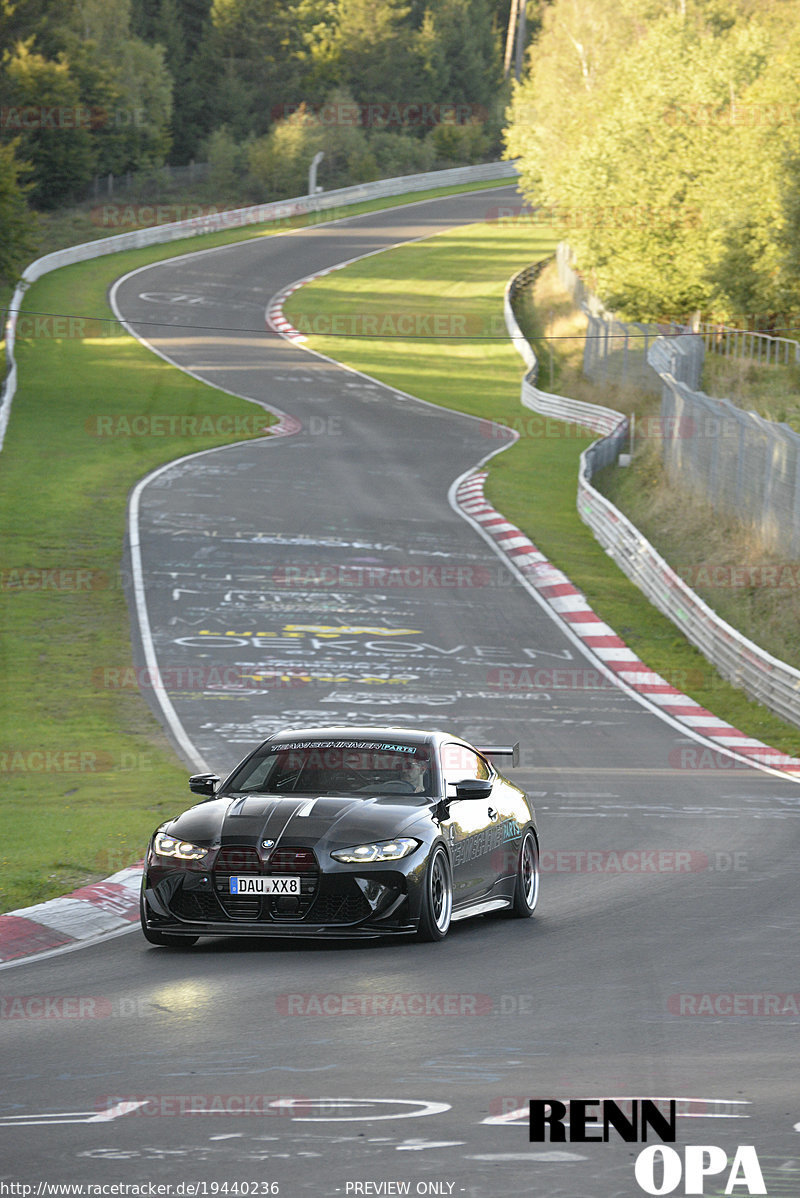 Bild #19440236 - Touristenfahrten Nürburgring Nordschleife (04.10.2022)