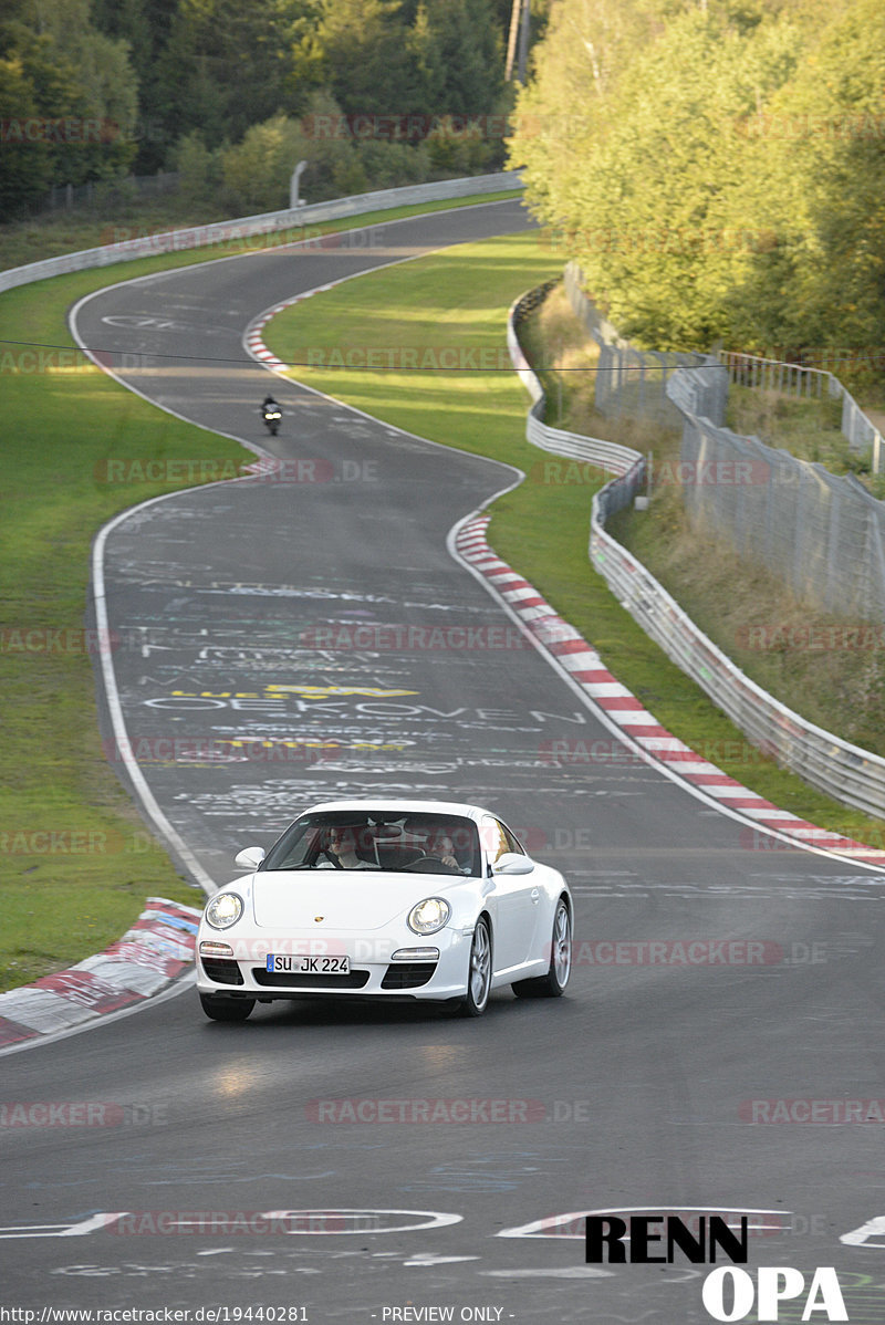 Bild #19440281 - Touristenfahrten Nürburgring Nordschleife (04.10.2022)