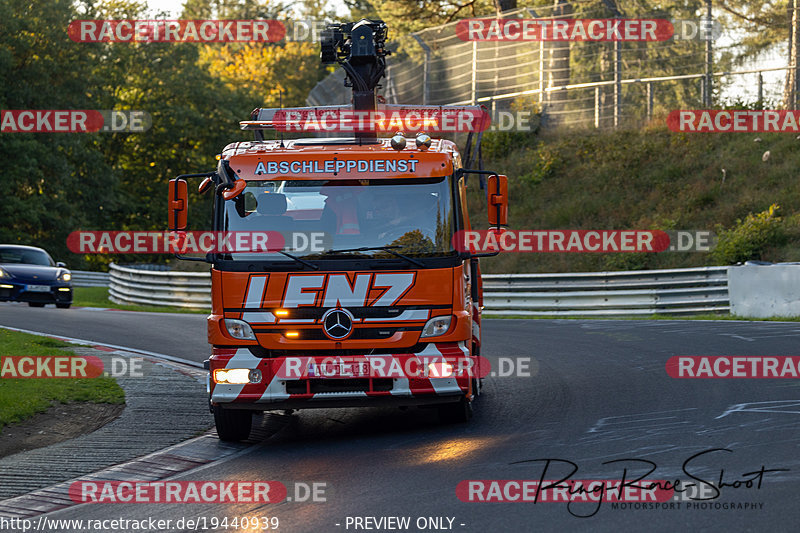 Bild #19440939 - Touristenfahrten Nürburgring Nordschleife (04.10.2022)