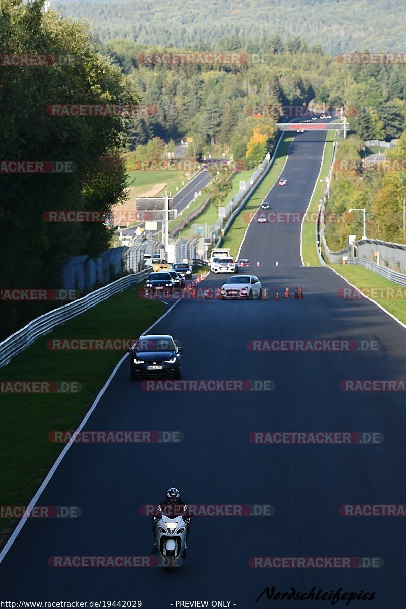 Bild #19442029 - Touristenfahrten Nürburgring Nordschleife (04.10.2022)