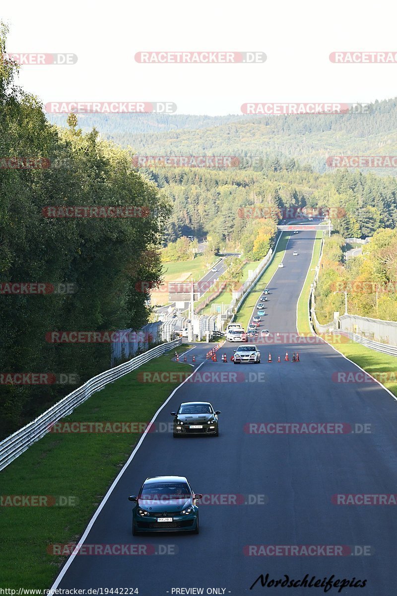 Bild #19442224 - Touristenfahrten Nürburgring Nordschleife (04.10.2022)