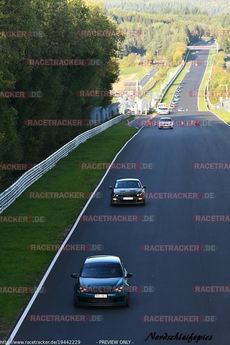 Bild #19442229 - Touristenfahrten Nürburgring Nordschleife (04.10.2022)