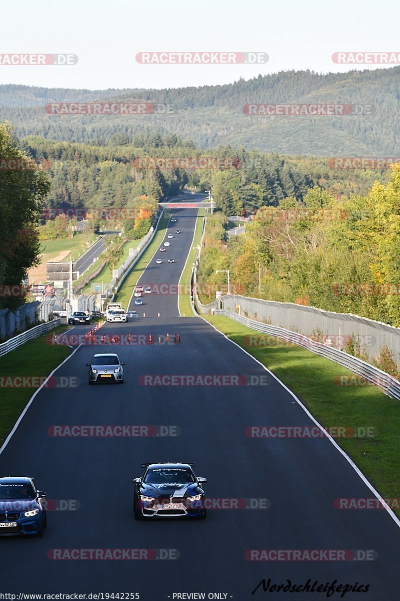 Bild #19442255 - Touristenfahrten Nürburgring Nordschleife (04.10.2022)