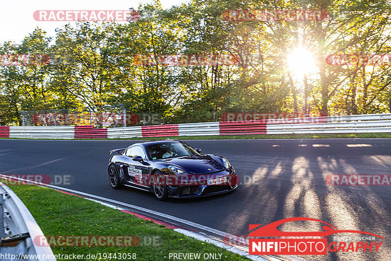 Bild #19443058 - Touristenfahrten Nürburgring Nordschleife (04.10.2022)