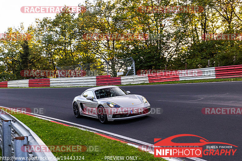 Bild #19443324 - Touristenfahrten Nürburgring Nordschleife (04.10.2022)