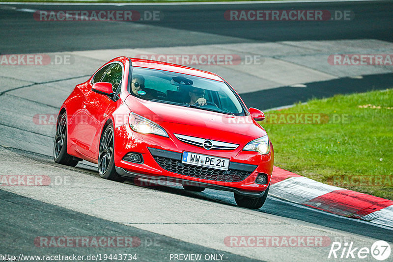 Bild #19443734 - Touristenfahrten Nürburgring Nordschleife (04.10.2022)