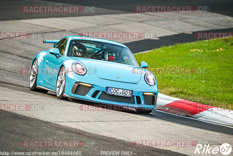 Bild #19444060 - Touristenfahrten Nürburgring Nordschleife (04.10.2022)