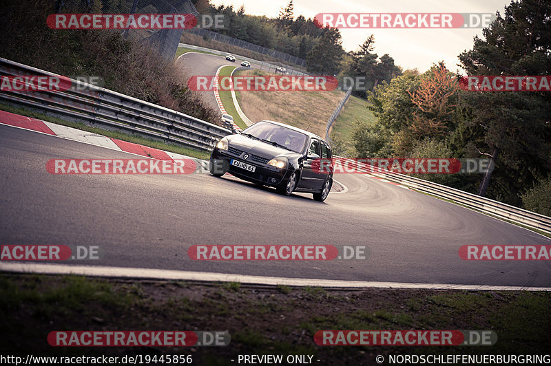 Bild #19445856 - Touristenfahrten Nürburgring Nordschleife (04.10.2022)