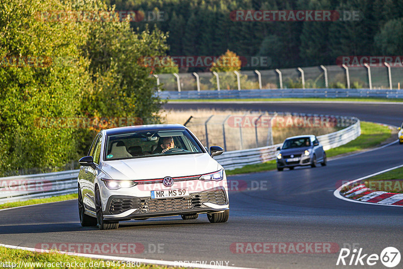 Bild #19445880 - Touristenfahrten Nürburgring Nordschleife (04.10.2022)