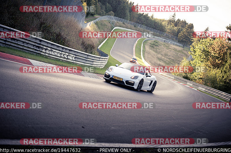 Bild #19447632 - Touristenfahrten Nürburgring Nordschleife (04.10.2022)