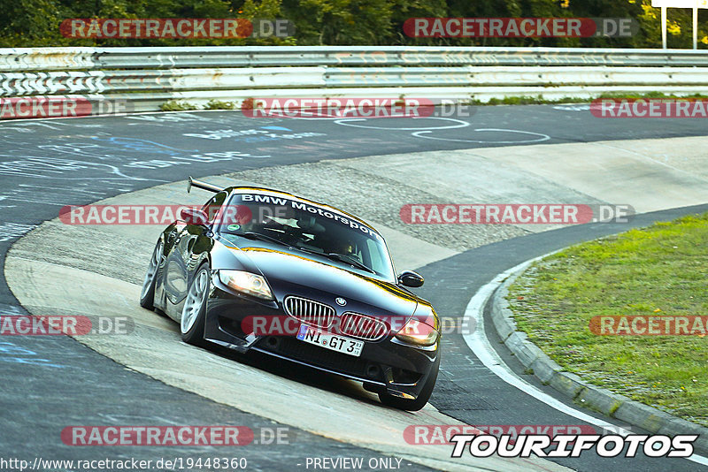 Bild #19448360 - Touristenfahrten Nürburgring Nordschleife (04.10.2022)