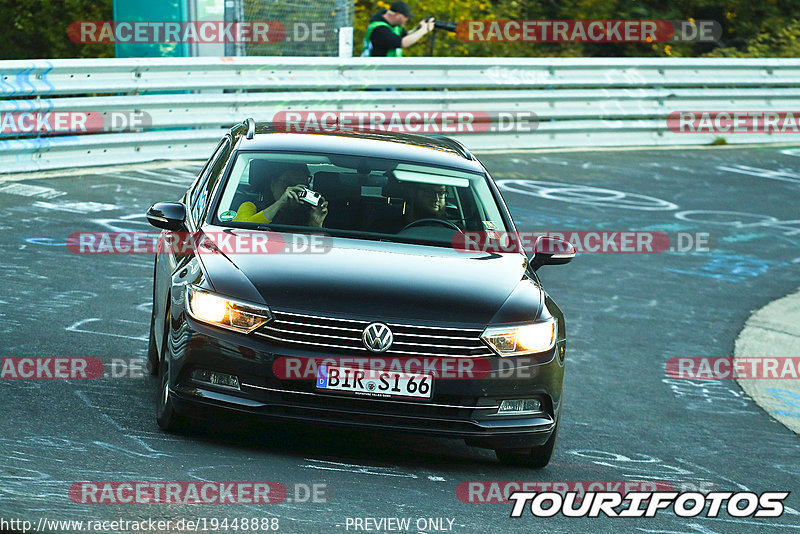 Bild #19448888 - Touristenfahrten Nürburgring Nordschleife (04.10.2022)