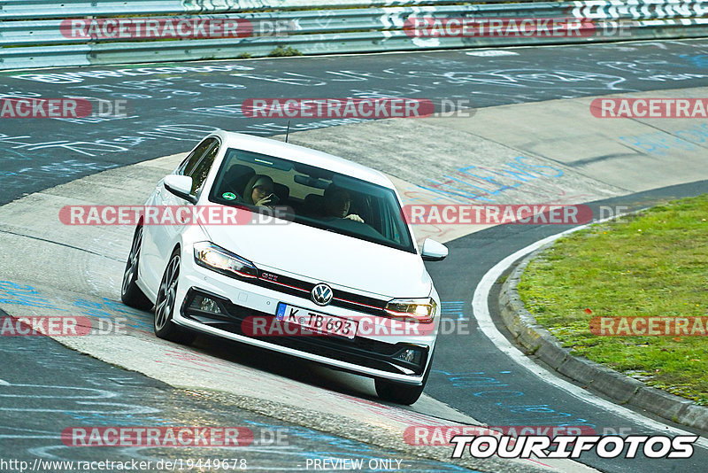 Bild #19449678 - Touristenfahrten Nürburgring Nordschleife (04.10.2022)