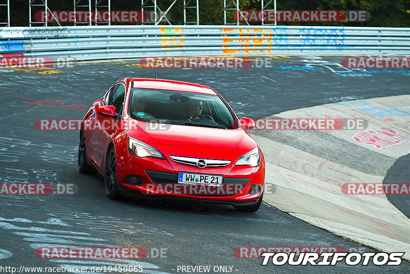 Bild #19450065 - Touristenfahrten Nürburgring Nordschleife (04.10.2022)