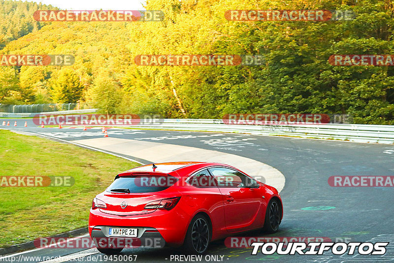 Bild #19450067 - Touristenfahrten Nürburgring Nordschleife (04.10.2022)