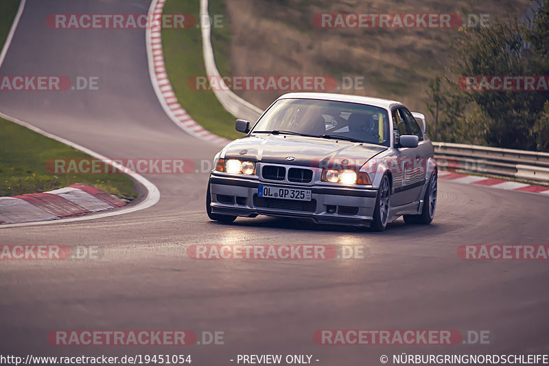 Bild #19451054 - Touristenfahrten Nürburgring Nordschleife (04.10.2022)