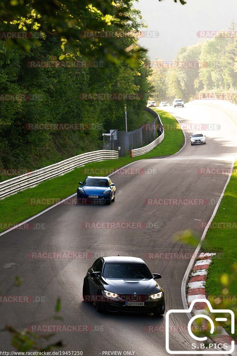 Bild #19457250 - Touristenfahrten Nürburgring Nordschleife (05.10.2022)