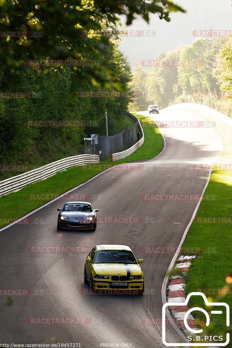 Bild #19457271 - Touristenfahrten Nürburgring Nordschleife (05.10.2022)