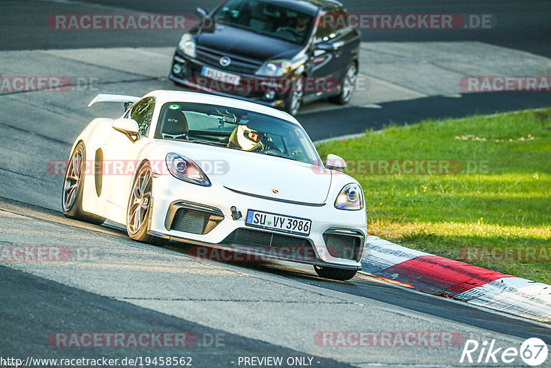 Bild #19458562 - Touristenfahrten Nürburgring Nordschleife (05.10.2022)