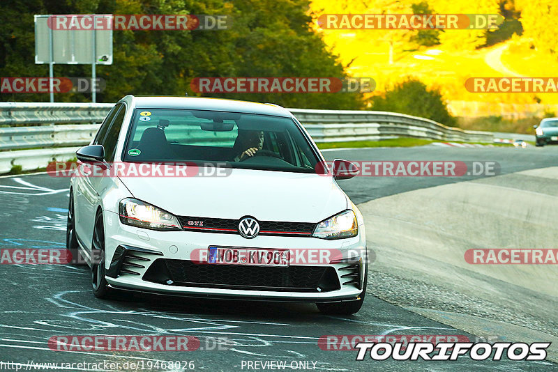 Bild #19468026 - Touristenfahrten Nürburgring Nordschleife (05.10.2022)