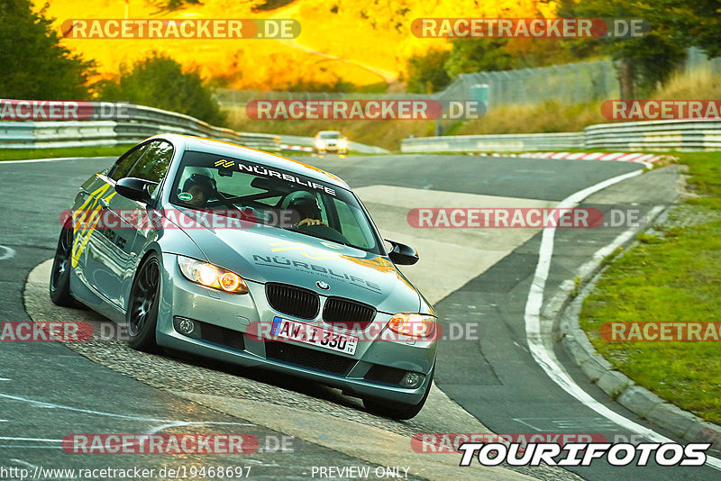 Bild #19468697 - Touristenfahrten Nürburgring Nordschleife (05.10.2022)