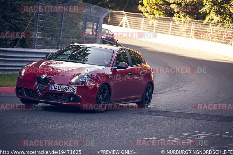 Bild #19471625 - Touristenfahrten Nürburgring Nordschleife (05.10.2022)