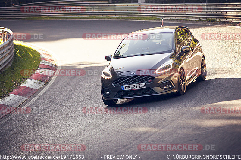 Bild #19471663 - Touristenfahrten Nürburgring Nordschleife (05.10.2022)