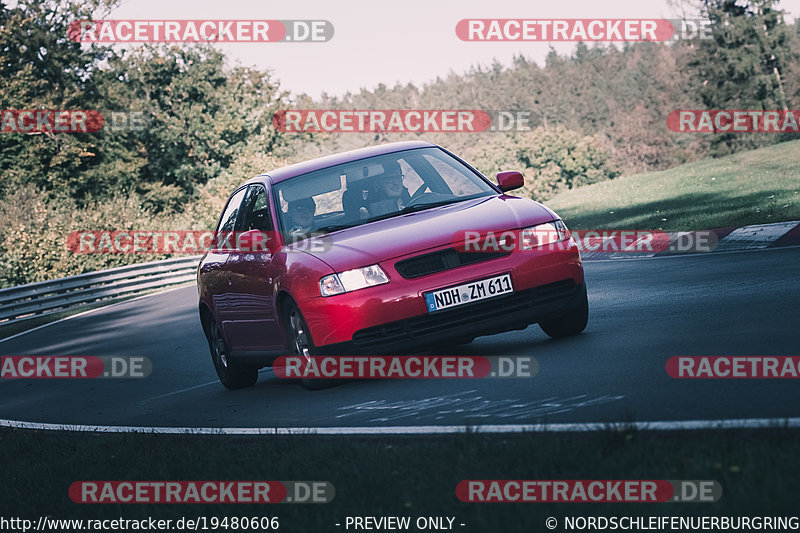 Bild #19480606 - Touristenfahrten Nürburgring Nordschleife (06.10.2022)