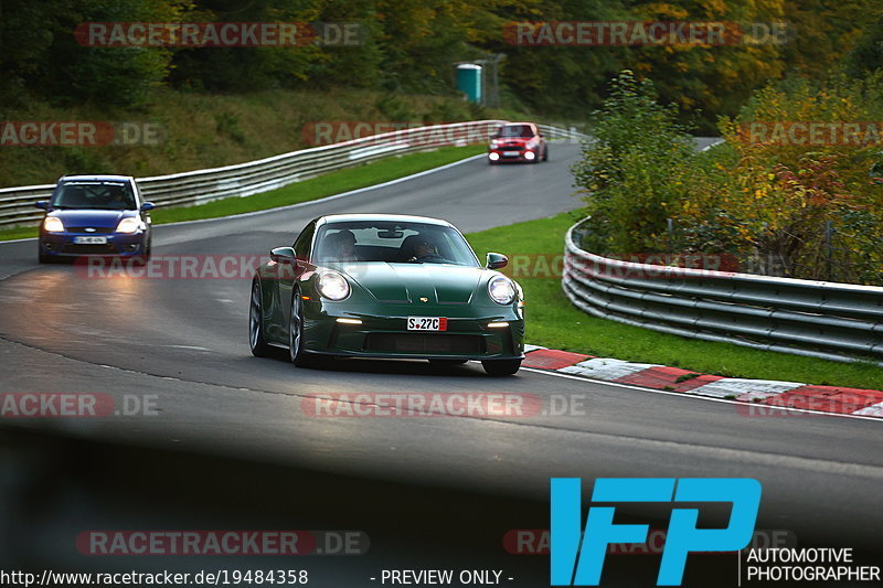 Bild #19484358 - Touristenfahrten Nürburgring Nordschleife (08.10.2022)