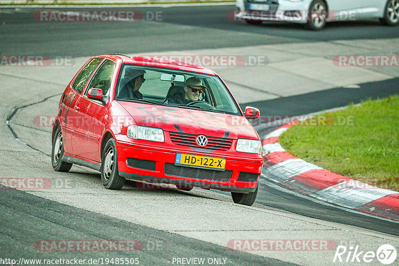 Bild #19485505 - Touristenfahrten Nürburgring Nordschleife (08.10.2022)