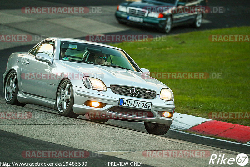 Bild #19485589 - Touristenfahrten Nürburgring Nordschleife (08.10.2022)