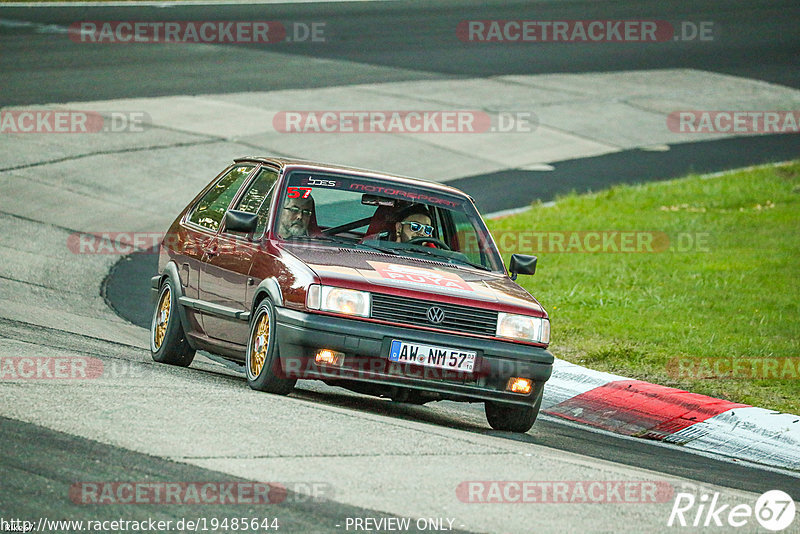 Bild #19485644 - Touristenfahrten Nürburgring Nordschleife (08.10.2022)