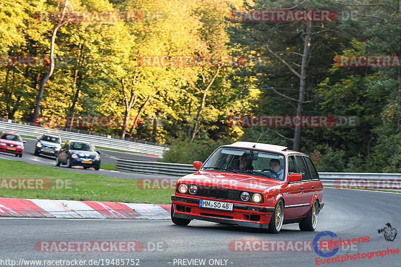 Bild #19485752 - Touristenfahrten Nürburgring Nordschleife (08.10.2022)