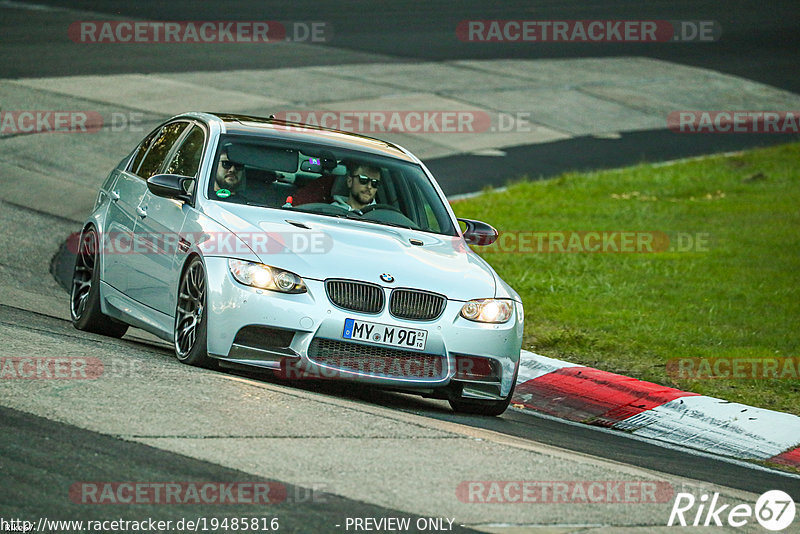 Bild #19485816 - Touristenfahrten Nürburgring Nordschleife (08.10.2022)