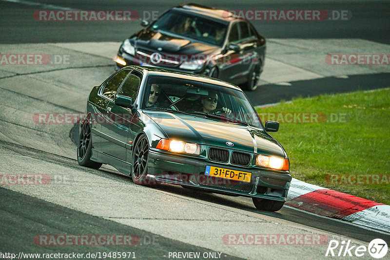 Bild #19485971 - Touristenfahrten Nürburgring Nordschleife (08.10.2022)