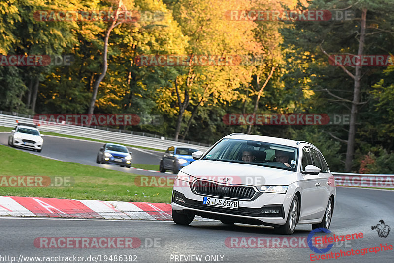 Bild #19486382 - Touristenfahrten Nürburgring Nordschleife (08.10.2022)