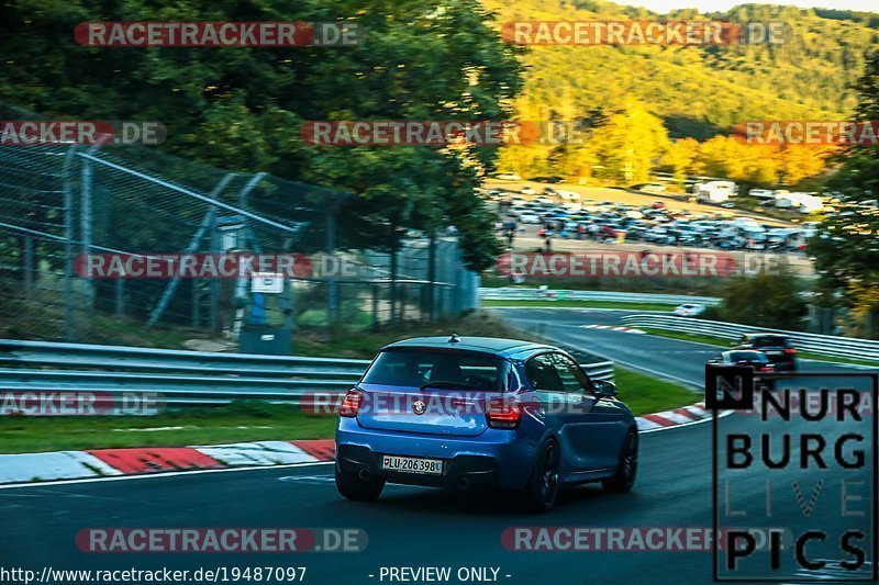 Bild #19487097 - Touristenfahrten Nürburgring Nordschleife (08.10.2022)