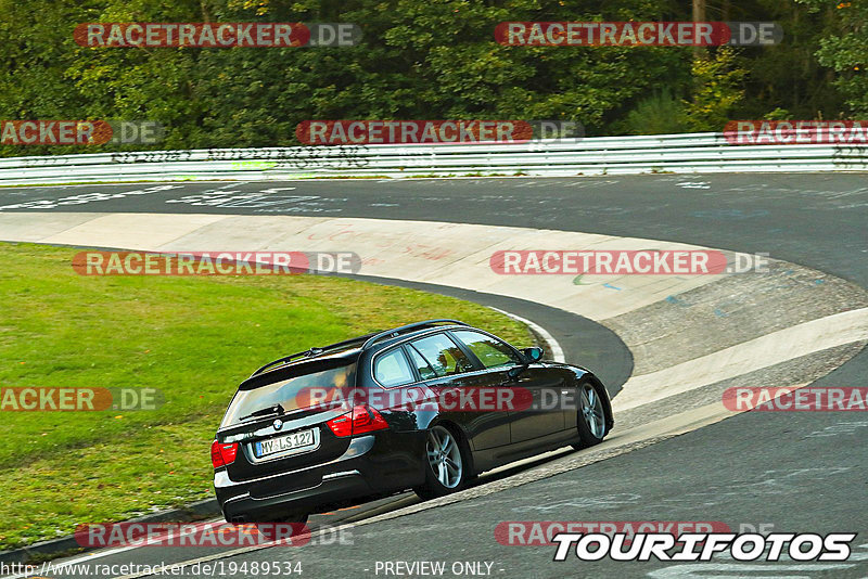 Bild #19489534 - Touristenfahrten Nürburgring Nordschleife (08.10.2022)