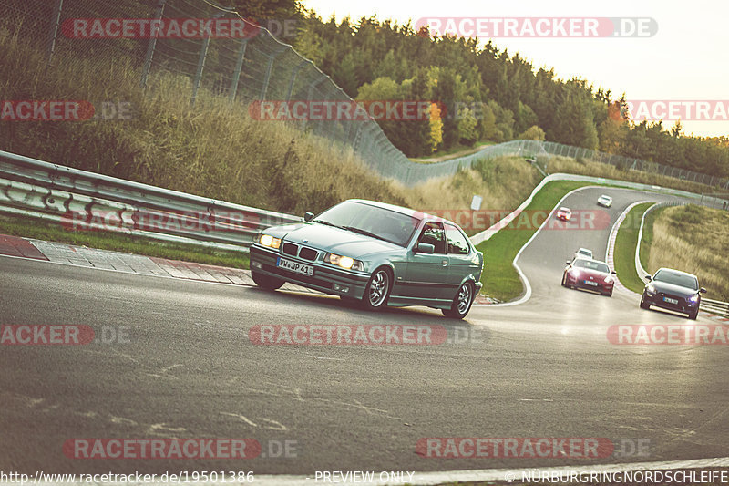 Bild #19501386 - Touristenfahrten Nürburgring Nordschleife (09.10.2022)