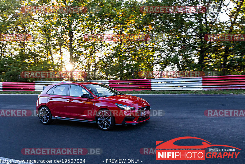 Bild #19507024 - Touristenfahrten Nürburgring Nordschleife (11.10.2022)