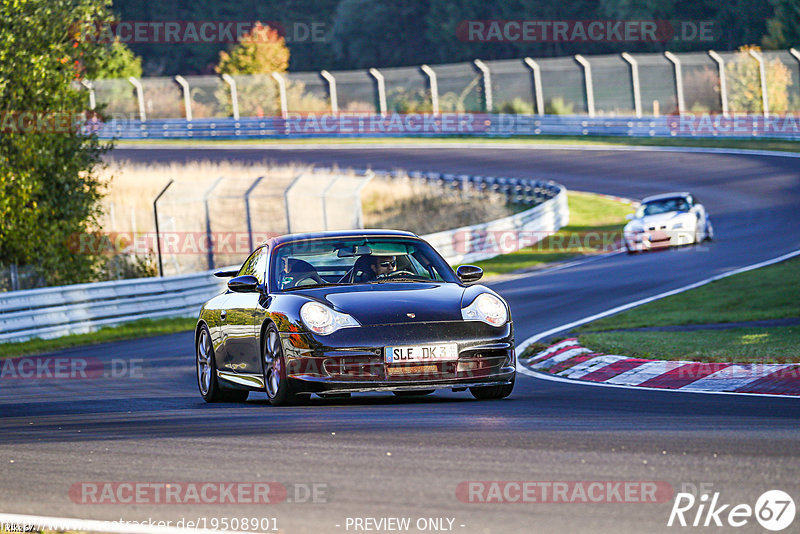 Bild #19508901 - Touristenfahrten Nürburgring Nordschleife (11.10.2022)