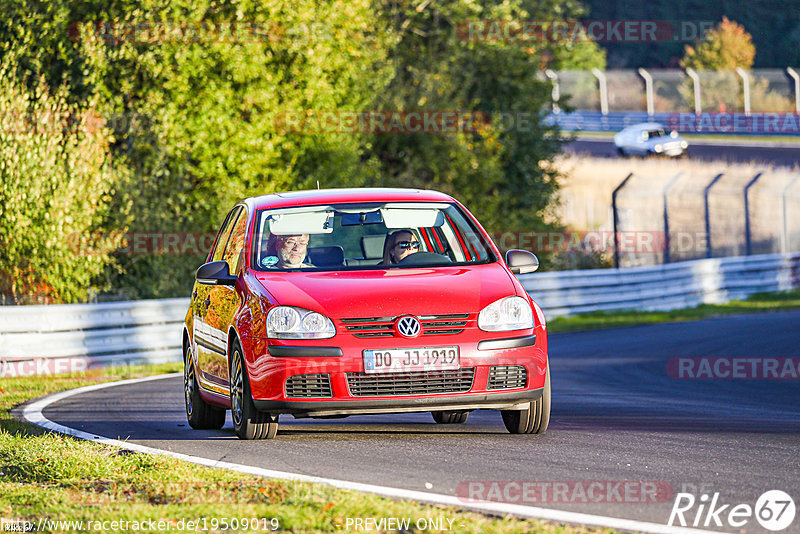 Bild #19509019 - Touristenfahrten Nürburgring Nordschleife (11.10.2022)