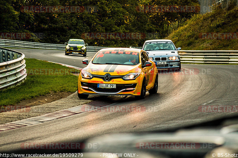 Bild #19509279 - Touristenfahrten Nürburgring Nordschleife (11.10.2022)