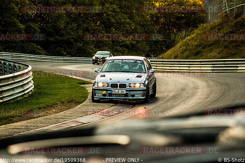 Bild #19509368 - Touristenfahrten Nürburgring Nordschleife (11.10.2022)