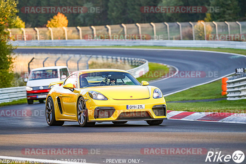 Bild #19509778 - Touristenfahrten Nürburgring Nordschleife (11.10.2022)