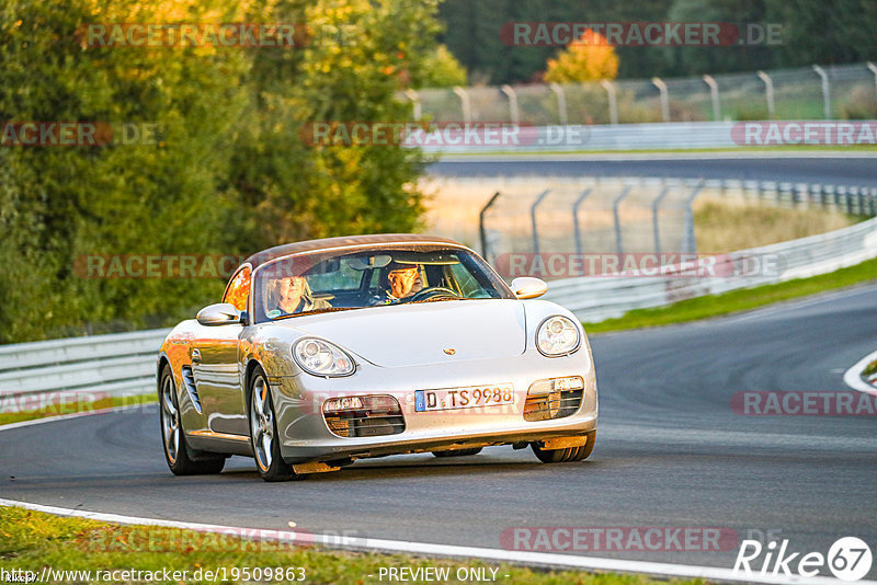 Bild #19509863 - Touristenfahrten Nürburgring Nordschleife (11.10.2022)